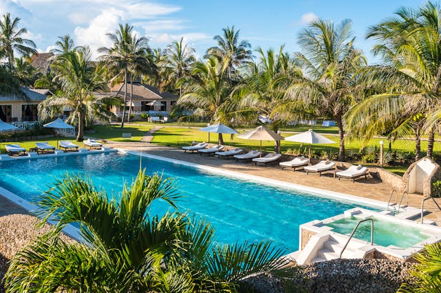 Best of Kenya's Wildlife Viewing and Beach Holiday - 4 days / 3 nights